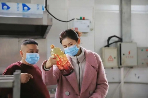 “我是幼兒師專好管家”專欄|銘記初心，堅守責(zé)任––記后勤保衛(wèi)處候丹副處長