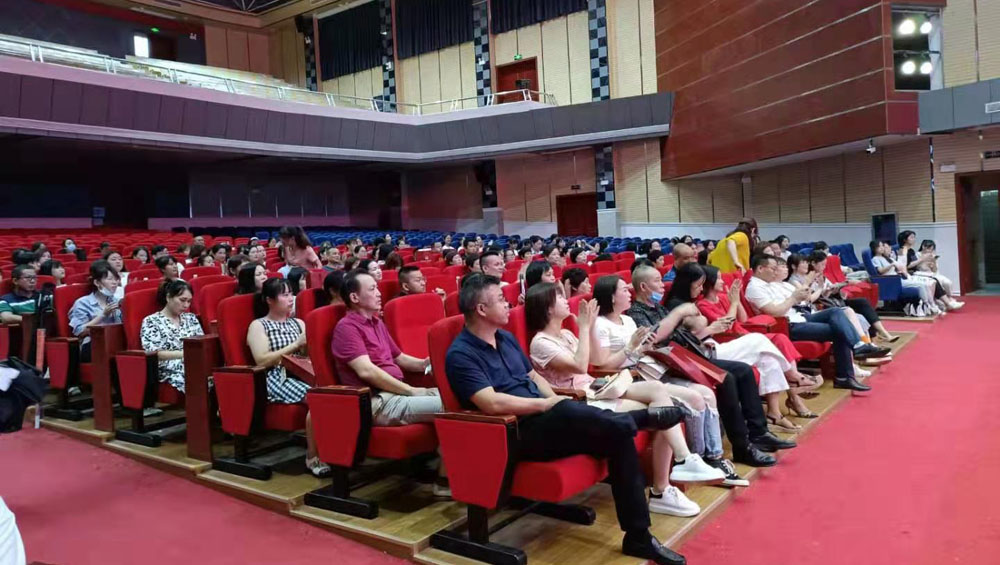衡陽(yáng)幼高專2021年頂崗實(shí)習(xí)供需見面在校藝術(shù)館舉行