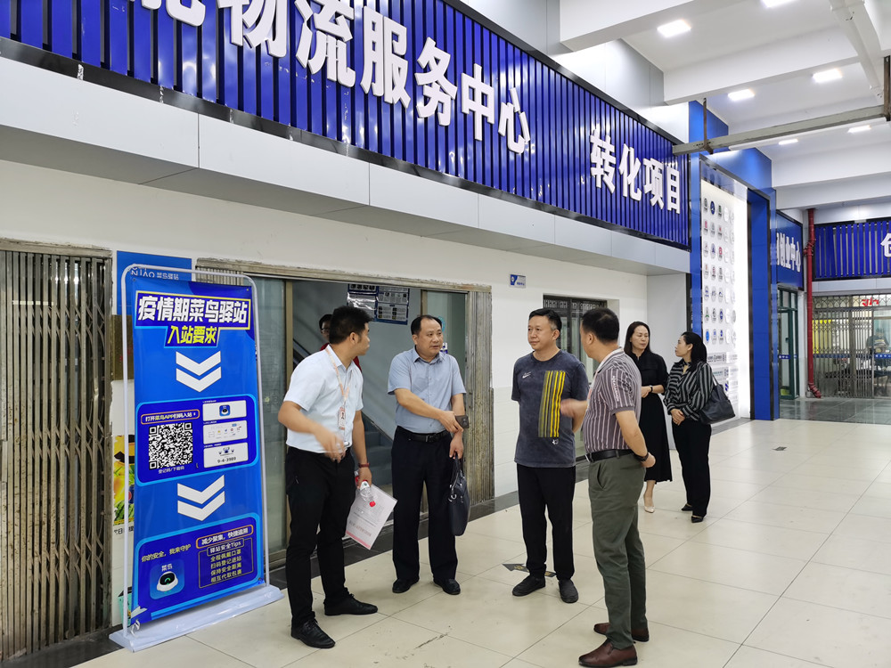 我校到湖南高速鐵路職業(yè)技術(shù)學院考察學習創(chuàng)新創(chuàng)業(yè)工作