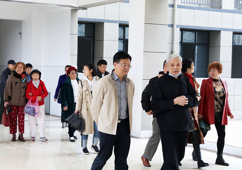 老驥伏櫪寫春秋，不忘初心話重陽 ——衡陽幼高專舉辦離退休老同志重陽節(jié)聯(lián)誼活動