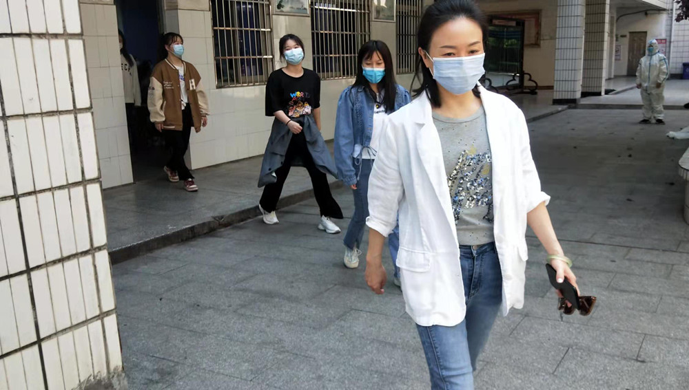 抓好防疫實戰(zhàn)演練 筑牢校園安全防線 ——衡陽幼師藝校校區(qū)舉行疫情防控應急演練活動