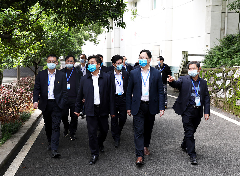 李來清、鄧昌大到耒陽校區(qū)調(diào)研