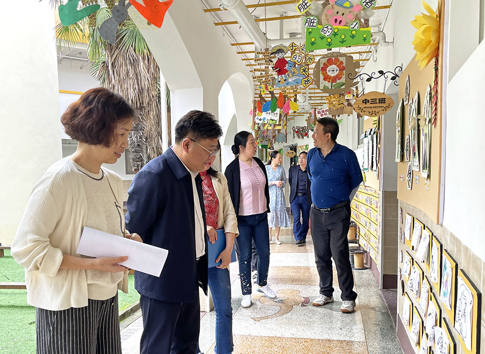 衡陽(yáng)幼師：書(shū)記校長(zhǎng)率隊(duì)走訪園企促就業(yè)