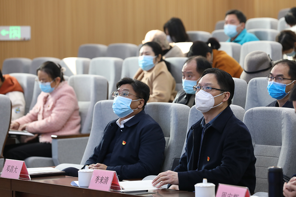 市委組織部部長、市委統(tǒng)戰(zhàn)部部長胡緒陽來衡陽幼兒師專宣講黨的二十大精神