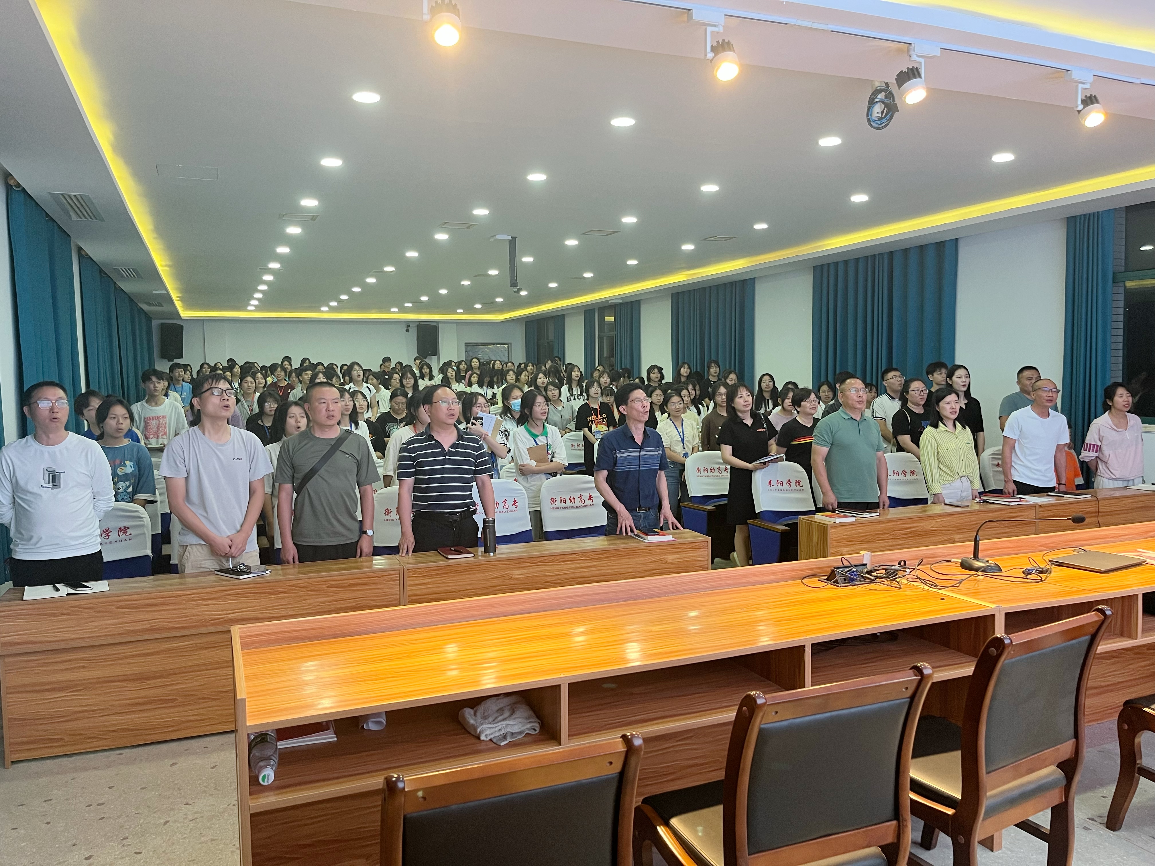 以黨建促團(tuán)建，將主題教育走深走實