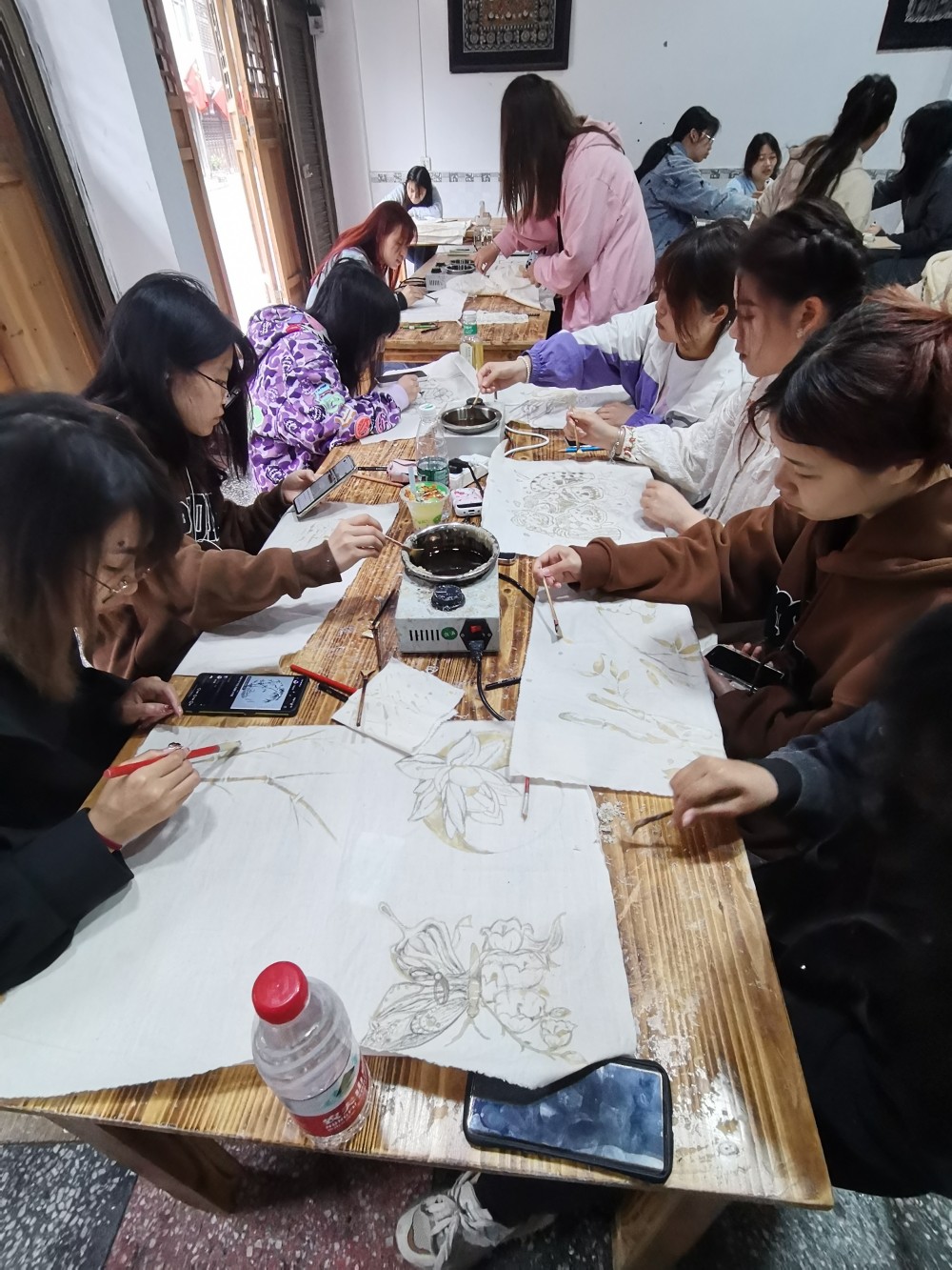 寫意湘西，紅色記憶丨2023年藝術(shù)系湘西寫生采風(fēng)側(cè)記